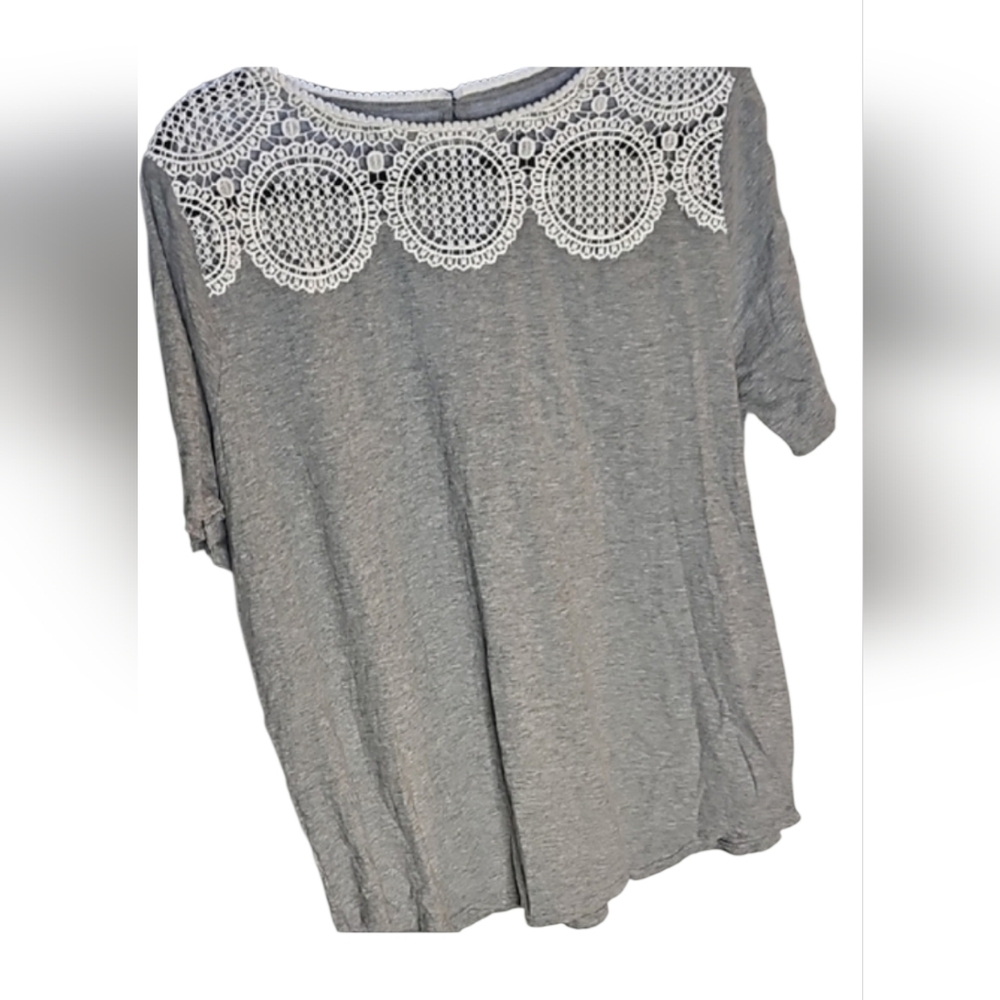 LOFT Gray Top with White Lace Detail - Picture 1 of 5